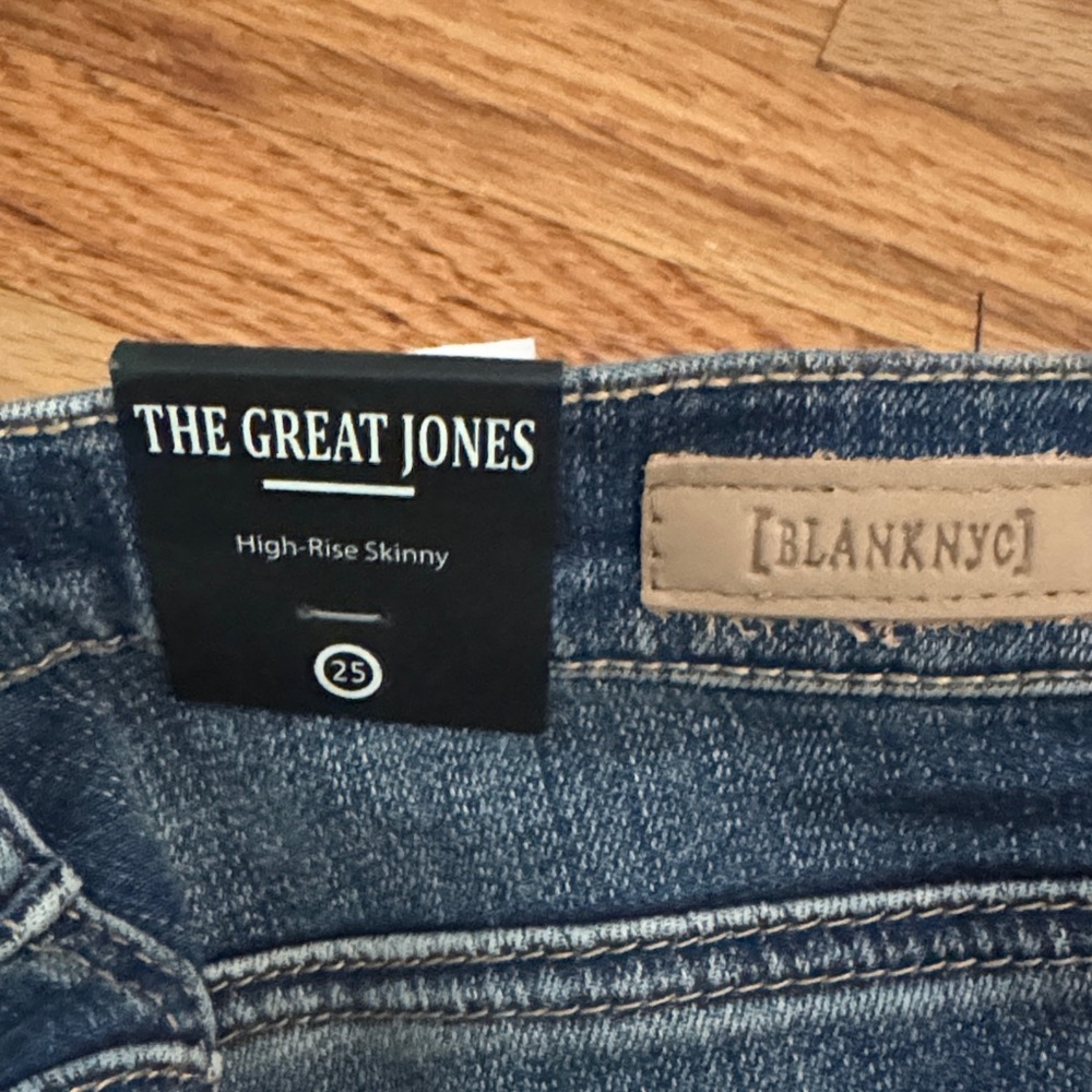Blank NYC Blue Denim Jeans - Picture 2 of 4